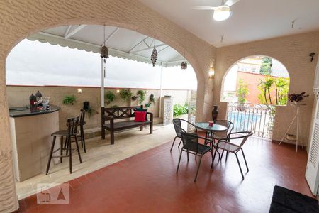 Casa à venda com 270m², 5 quartos e 1 vagaEspaço Gourmet