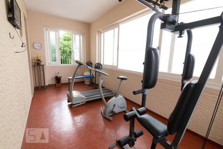 Casa à venda com 270m², 5 quartos e 1 vagaAcademia