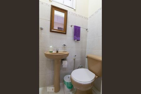 Casa à venda com 270m², 5 quartos e 1 vagaBanheiro de Serviço