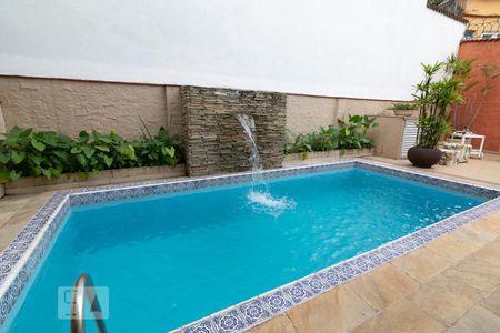 Casa à venda com 270m², 5 quartos e 1 vagaPiscina