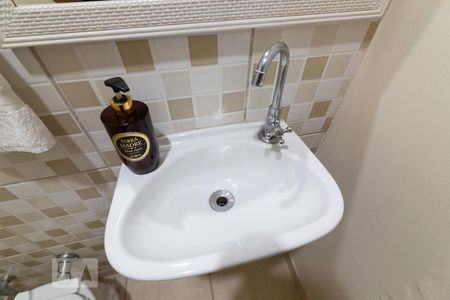 Casa à venda com 270m², 5 quartos e 1 vagaLavabo