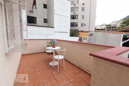 Casa à venda com 270m², 5 quartos e 1 vagaVaranda do Quarto 4