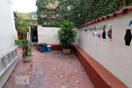 Casa à venda com 270m², 5 quartos e 1 vagaÁrea comum