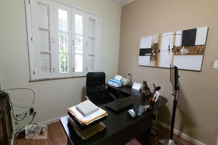 Casa à venda com 270m², 5 quartos e 1 vagaQuarto 1