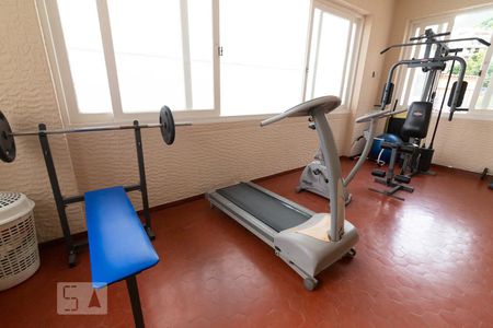 Casa à venda com 270m², 5 quartos e 1 vagaAcademia