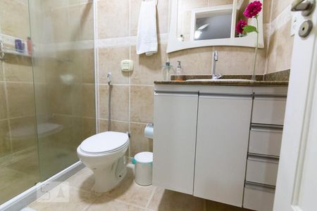 Casa à venda com 270m², 5 quartos e 1 vagaBanheiro da Suíte