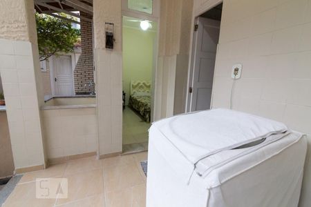 Casa à venda com 270m², 5 quartos e 1 vagaÁrea de Serviço