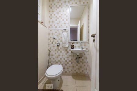 Casa à venda com 270m², 5 quartos e 1 vagaLavabo