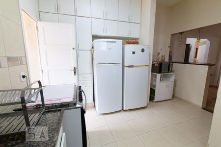Casa à venda com 270m², 5 quartos e 1 vagaCozinha
