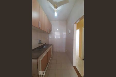 Apartamento à venda com 70m², 2 quartos e sem vaga Apartamento à venda com 70m², 2 quartos e sem vagaCozinha
