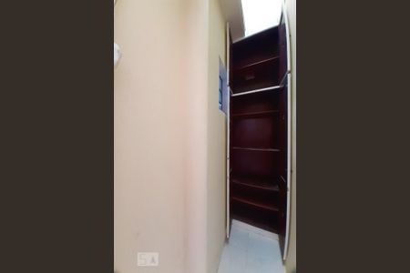 Apartamento à venda com 70m², 2 quartos e sem vaga Apartamento à venda com 70m², 2 quartos e sem vagaDespensa