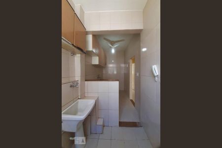 Apartamento à venda com 70m², 2 quartos e sem vaga Apartamento à venda com 70m², 2 quartos e sem vagaÁrea de Serviço