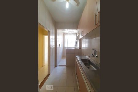 Apartamento à venda com 70m², 2 quartos e sem vaga Apartamento à venda com 70m², 2 quartos e sem vagaCozinha