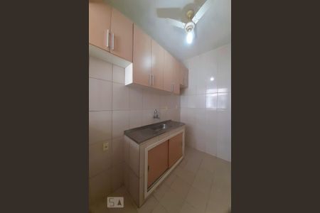 Apartamento à venda com 70m², 2 quartos e sem vaga Apartamento à venda com 70m², 2 quartos e sem vagaCozinha