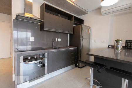 Cozinha de apartamento para alugar com 1 quarto, 67m² em Vila Nova Conceição, São Paulo