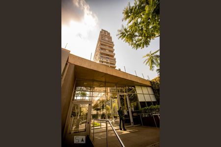 Apartamento à venda com 67m², 1 quarto e 2 vagasFachada