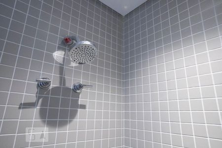 Apartamento à venda com 67m², 1 quarto e 2 vagasBanheiro da Suíte