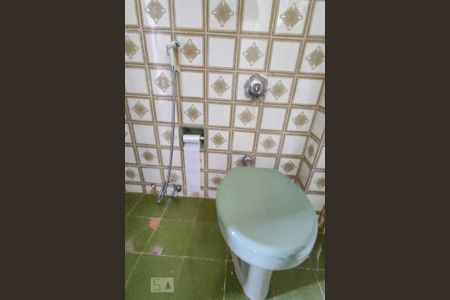 Apartamento para alugar com 90m², 2 quartos e 1 vaga Apartamento para alugar com 90m², 2 quartos e 1 vagaBanheiro