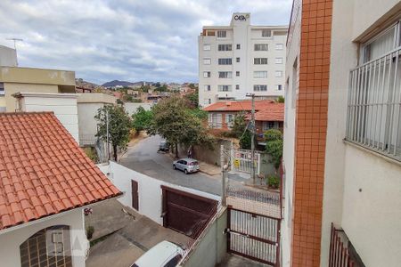 Apartamento para alugar com 90m², 2 quartos e 1 vaga Apartamento para alugar com 90m², 2 quartos e 1 vagaVista