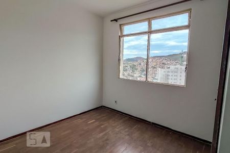 Quarto 1 de apartamento para alugar com 2 quartos, 90m² em São Lucas, Belo Horizonte