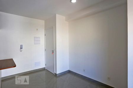 Sala de kitnet/studio para alugar com 1 quarto, 36m² em Campo Belo, São Paulo