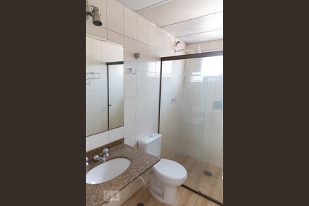 Apartamento para alugar com 62m², 2 quartos e 1 vaga Apartamento para alugar com 62m², 2 quartos e 1 vagaBanheiro