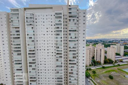 Apartamento para alugar com 73m², 2 quartos e 2 vagasVista