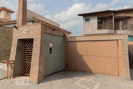 Casa à venda com 250m², 3 quartos e 7 vagasFachada