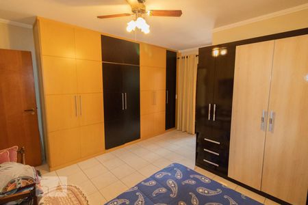 Casa à venda com 250m², 3 quartos e 7 vagasSuíte