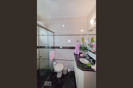 Casa à venda com 250m², 3 quartos e 7 vagasBanheiro da Suíte