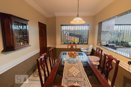 Casa à venda com 250m², 3 quartos e 7 vagasCopa