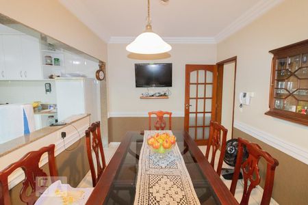 Casa à venda com 250m², 3 quartos e 7 vagasCopa