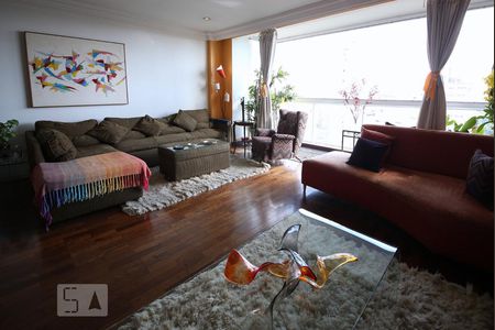Sala de apartamento à venda com 4 quartos, 210m² em Campo Belo, São Paulo