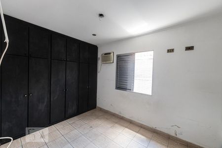 Quarto 2 de casa à venda com 3 quartos, 170m² em Água Rasa, São Paulo