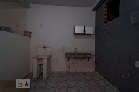 Casa para alugar com 75m², 2 quartos e sem vagaLavanderia