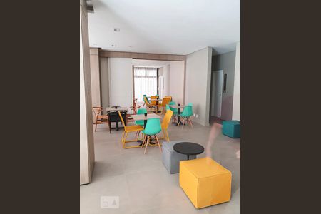 Apartamento à venda com 39m², 1 quarto e sem vagaÁrea comum - Salão de festas