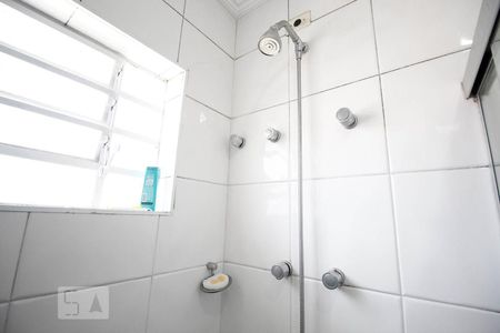 Casa para alugar com 150m², 3 quartos e 4 vagasBanheiro