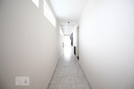 Casa para alugar com 150m², 3 quartos e 4 vagasCorredor