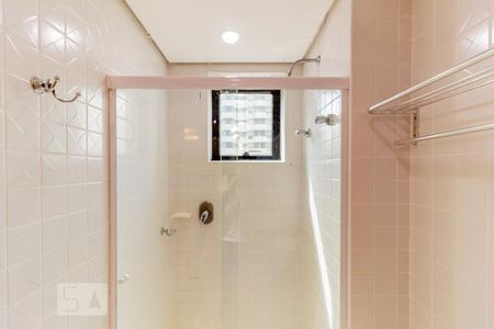 Banheiro - Box de Vidro de kitnet/studio à venda com 1 quarto, 30m² em Higienópolis, São Paulo