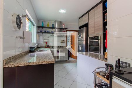Casa à venda com 240m², 4 quartos e 5 vagasCozinha