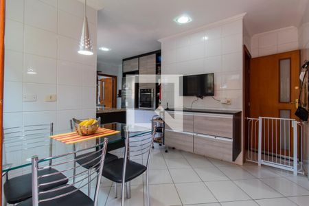 Casa à venda com 240m², 4 quartos e 5 vagasCozinha