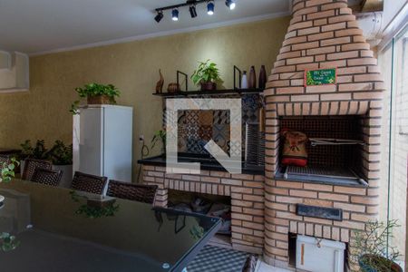 Casa à venda com 240m², 4 quartos e 5 vagasChurraqueira