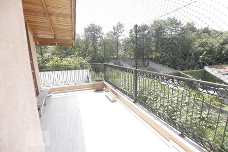 Casa à venda com 450m², 5 quartos e 4 vagasVaranda do quarto 4