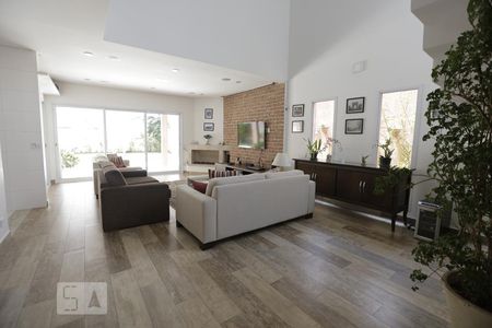 Sala de casa à venda com 5 quartos, 450m² em City América, São Paulo