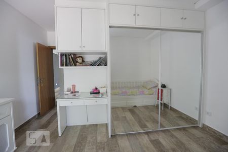 Casa à venda com 450m², 5 quartos e 4 vagasSuíte 3