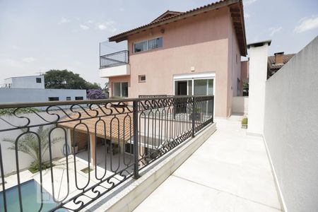 Varanda de casa à venda com 5 quartos, 450m² em City América, São Paulo