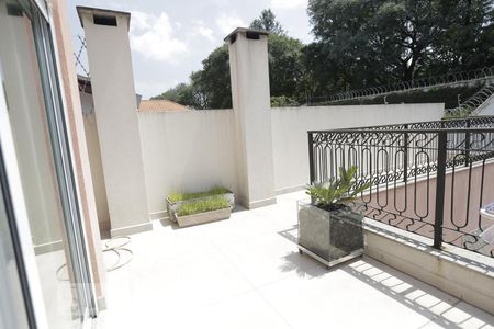 Varanda de casa à venda com 5 quartos, 450m² em City América, São Paulo