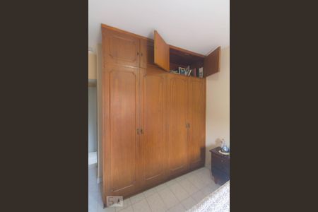 Casa à venda com 114m², 3 quartos e 2 vagas Casa à venda com 114m², 3 quartos e 2 vagasQuarto 1