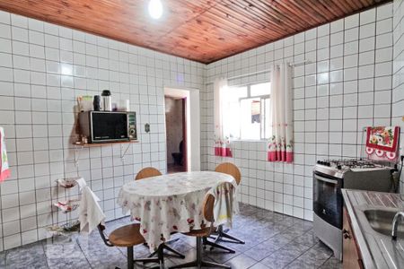 Casa à venda com 350m², 6 quartos e 3 vagas Casa à venda com 350m², 6 quartos e 3 vagasCasa 1 - Cozinha