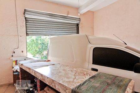 Casa à venda com 350m², 6 quartos e 3 vagas Casa à venda com 350m², 6 quartos e 3 vagasGaragem 1